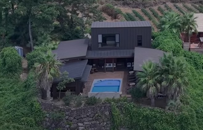 제주 전원주택·타운하우스 매물 총정리(서귀포·애월·제주시·구좌) │ 서귀포 오션뷰부터 애월 돌집·고급 세컨하우스까지!