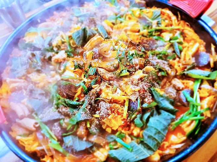 생방송오늘저녁 순대곱창볶음 33년 전통 전골처럼 국물이 자작한 쫀득하고 매콤 곱창 볶음 수원 남문 지동시장 순대타운 맛집 추천