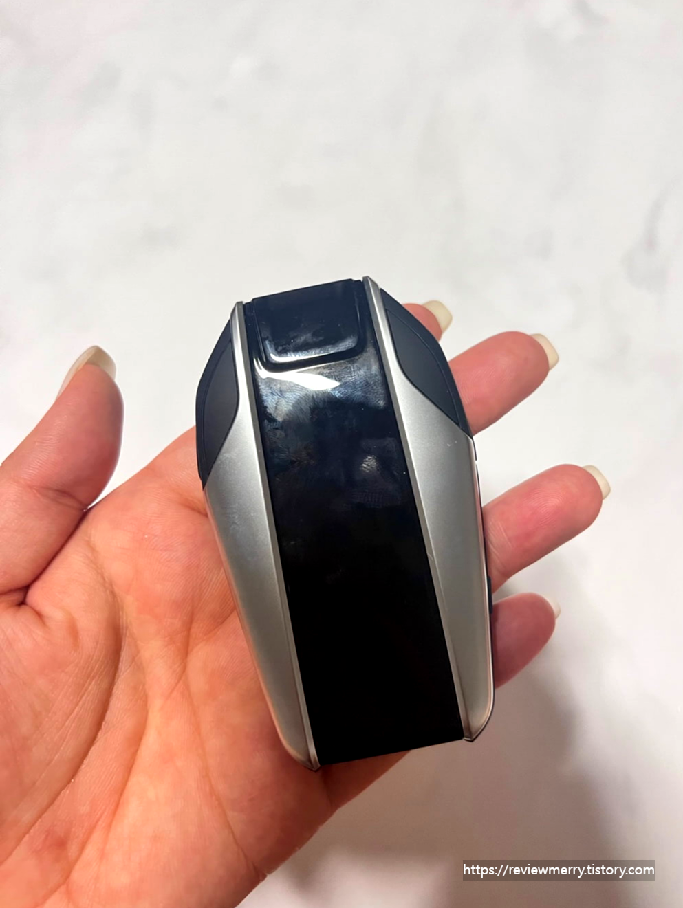 디스플레이 키 뒷면