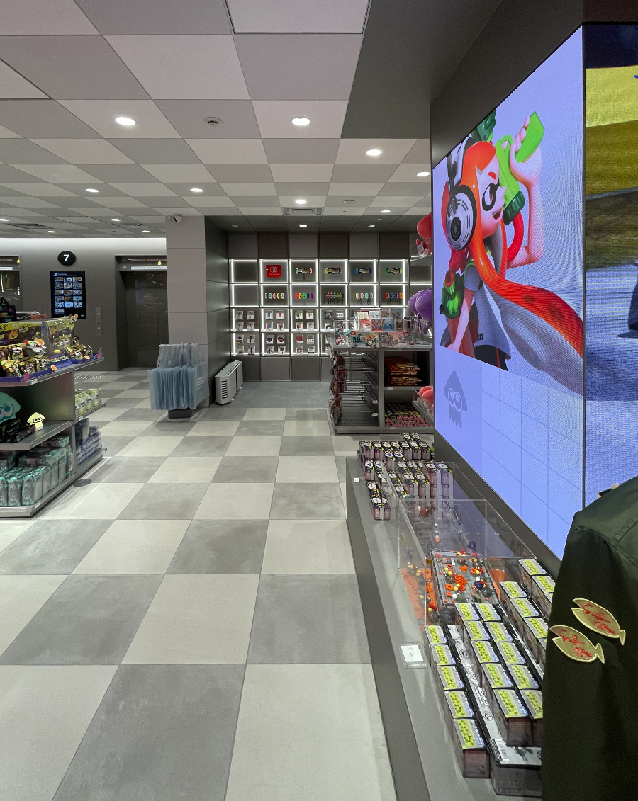 닌텐도 교토점 매장 캐릭터들