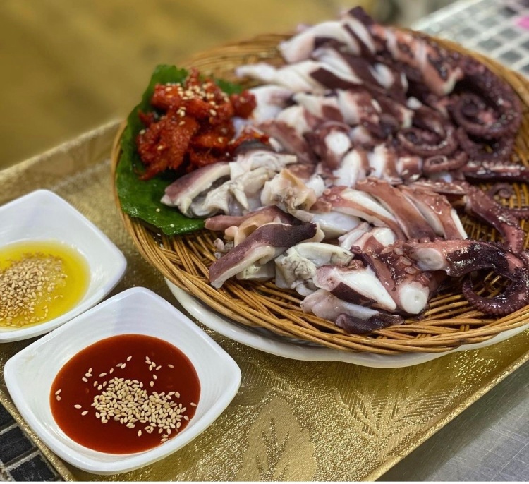 사장님귀는 당나귀귀 김형래 50년 전통 매운 코다리 조림, 문어코다리조림 맛집 위치 오늘방송 정보