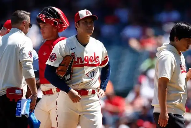 오타니 부상 FA영향