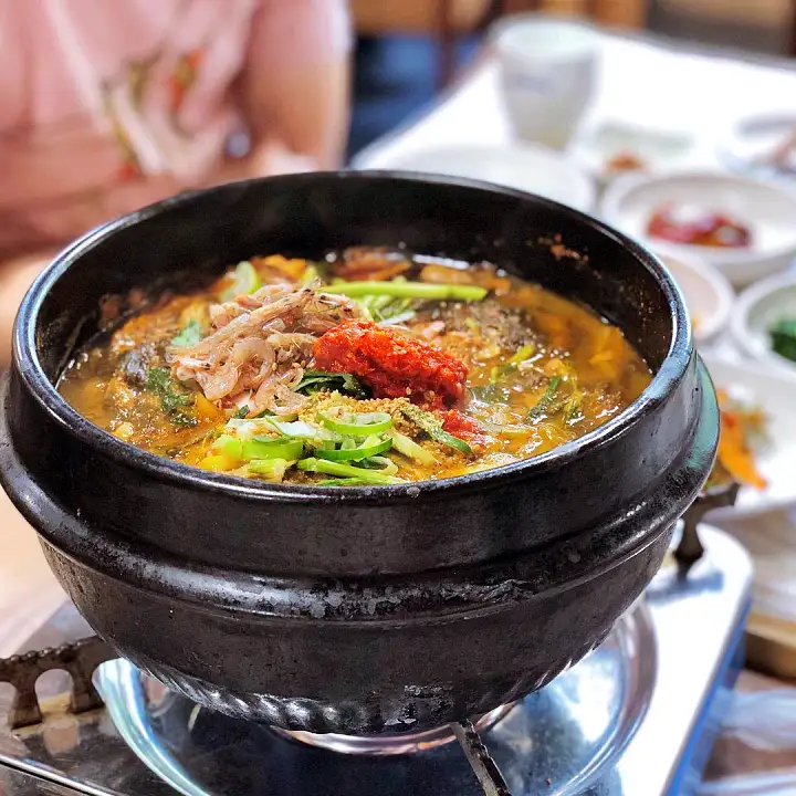 이만기 동네한바퀴 메기찜 50여 년 전통의 삼대 메기 빠가사리 매운탕 찜 전남 장성 장성호 맛집 소개