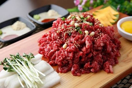 몽골 전투식량을 응용한 육회