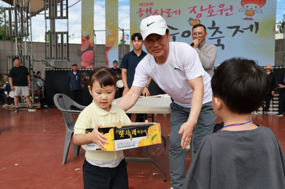 2025 햇사레 장호원 복숭아축제&amp;#44; 달콤함에 빠지는 황도의 계절! 