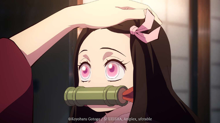 미츠리에게칭찬을받고있는네즈코