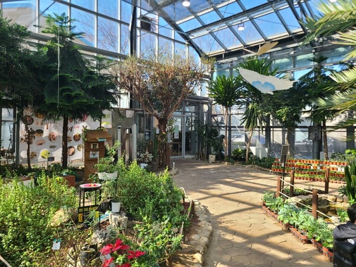 나비 온실 전경