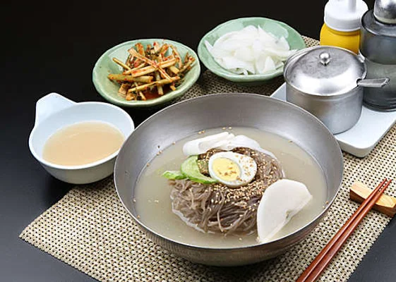 오박사냉면