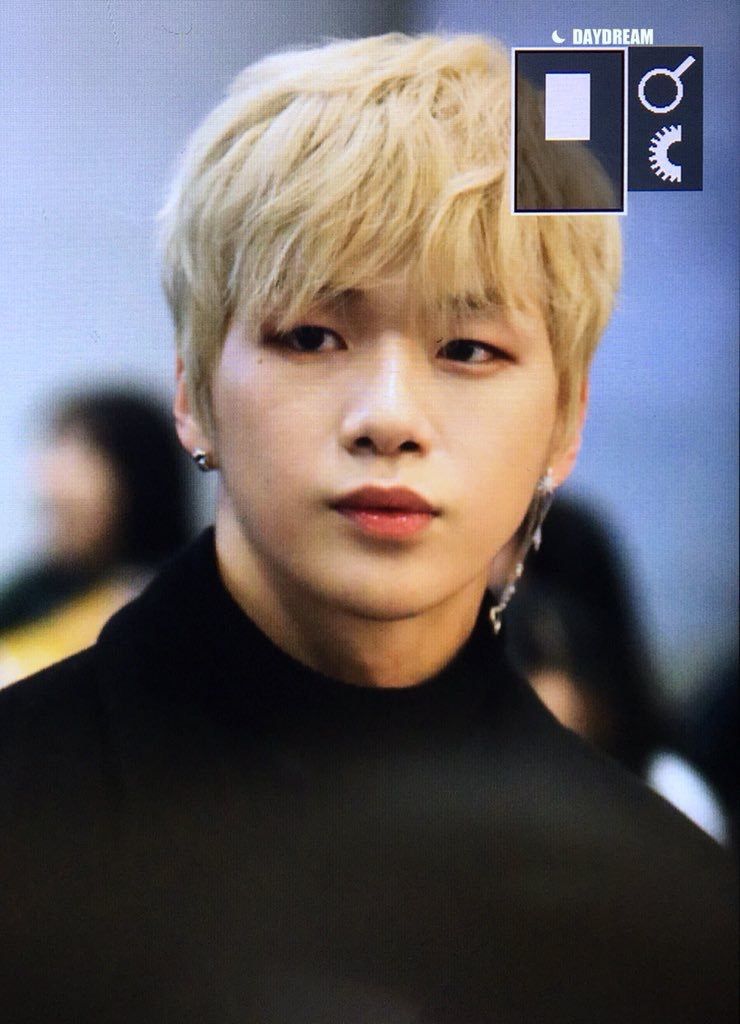 워너원 강다니엘 움짤