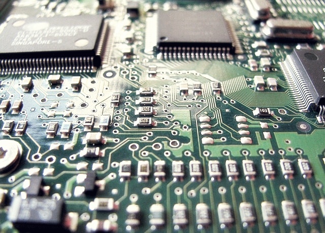 리노공업 주가분석