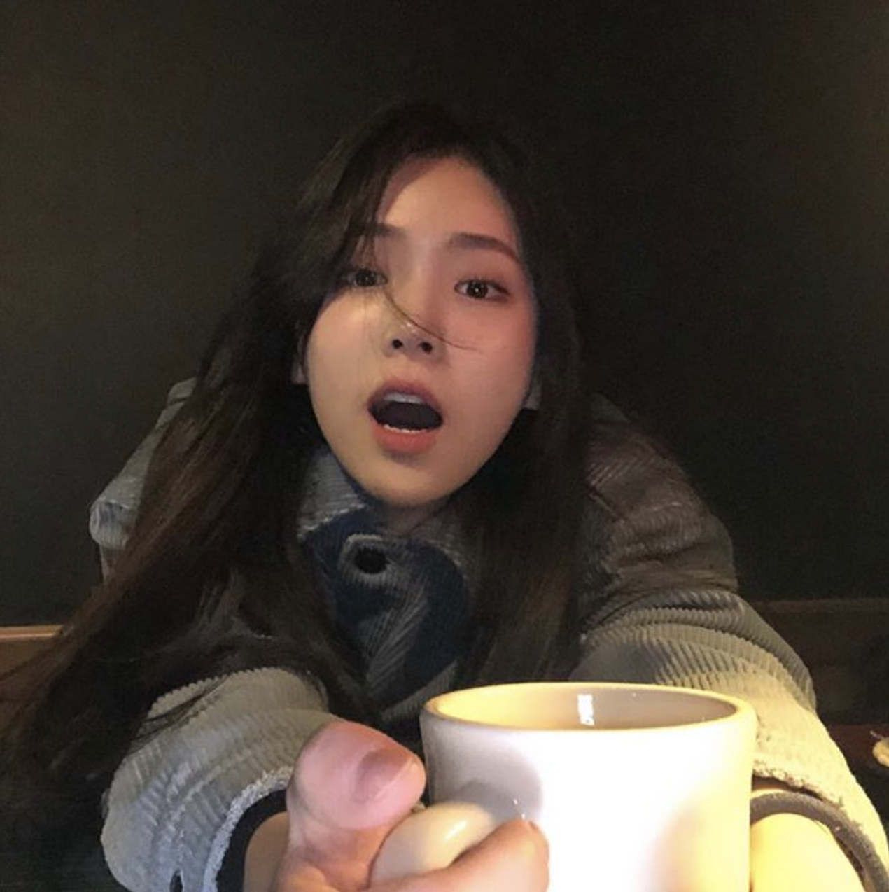 김지은27