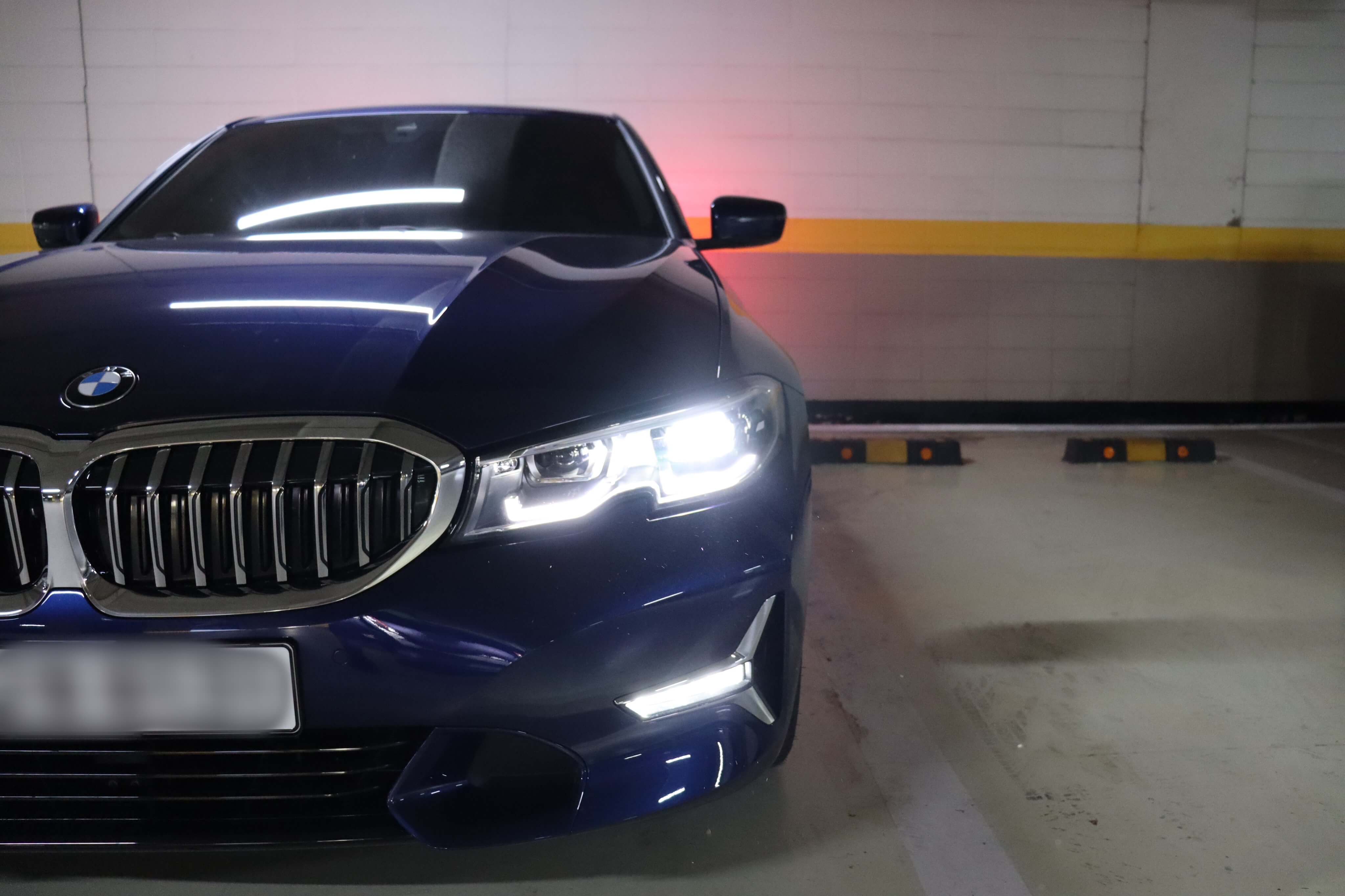 bmw-주차장-전면