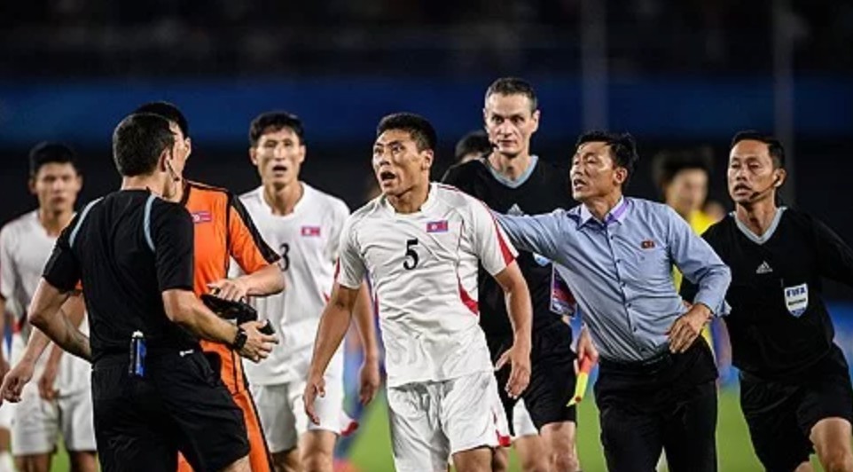 북한 일본 비매너 축구