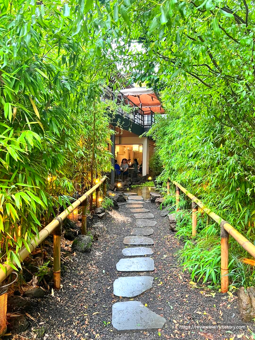 대나무 입구 길