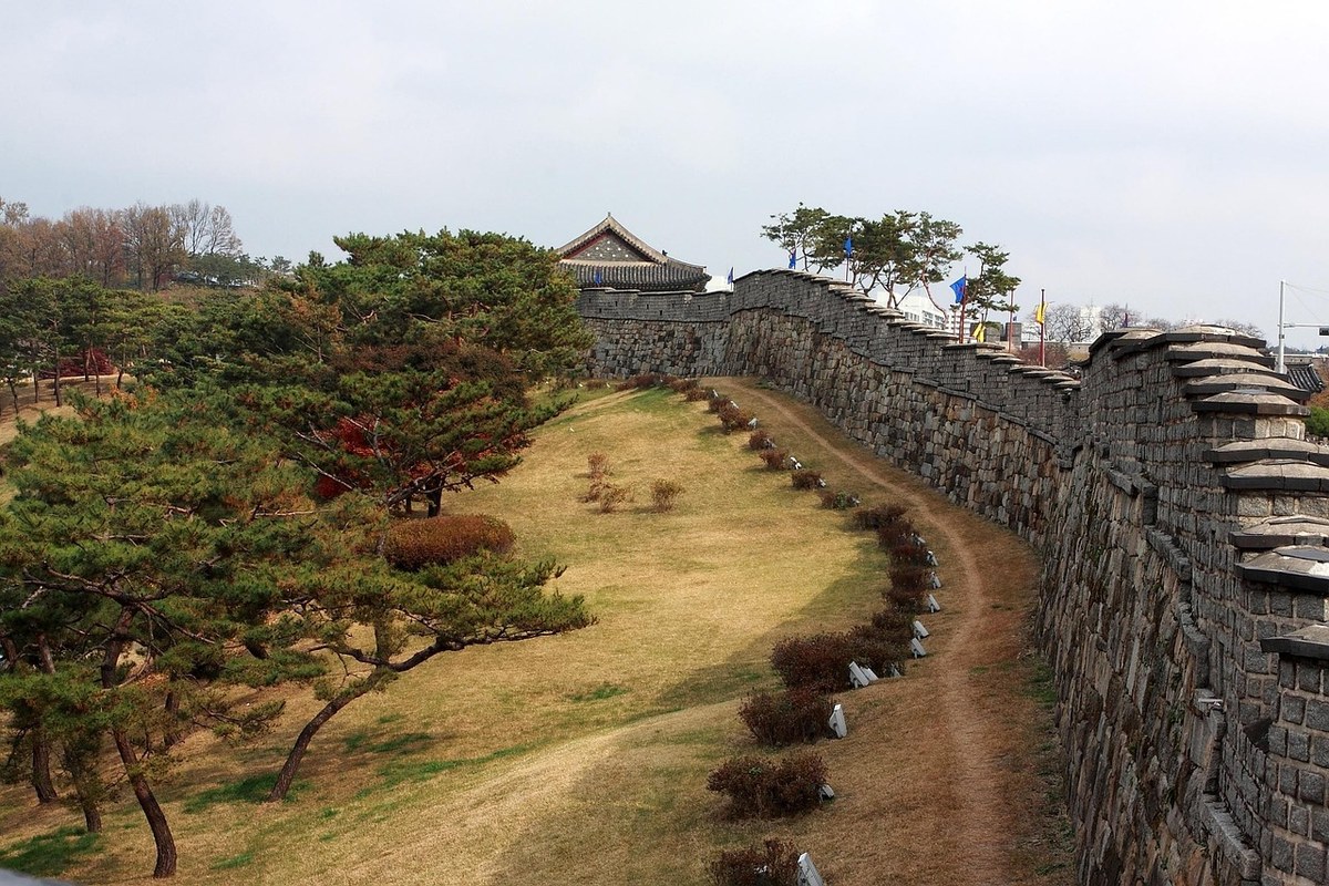 Walking path along the restored wall of Suwon Hwaseong Fortress