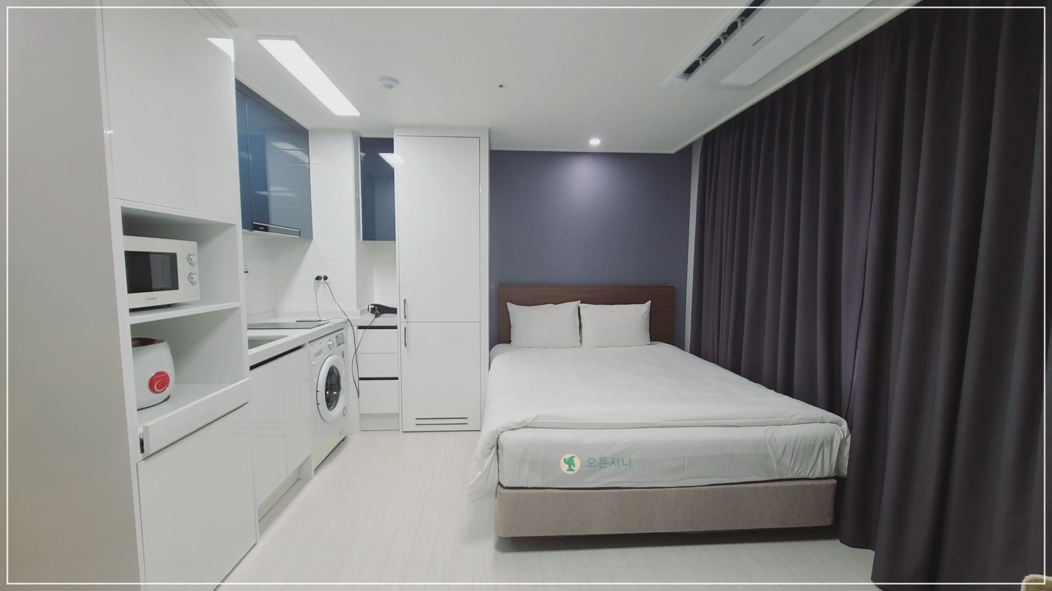 동해숙소-동해오션레지던스호텔-침대-씽크대-슈페리얼더블