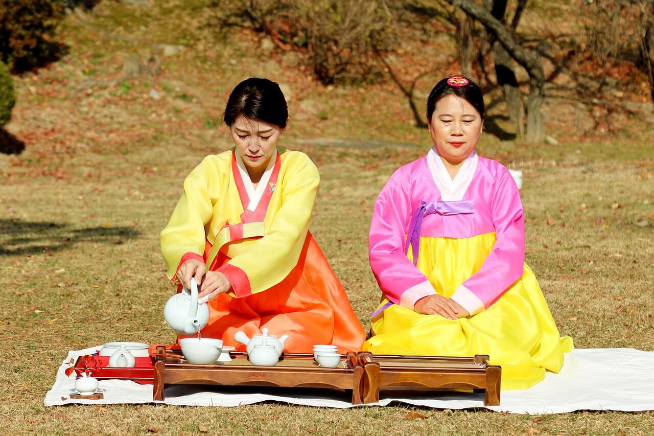 [한국 전통 기념일] 단오에 창포물로 머리 감는 이유