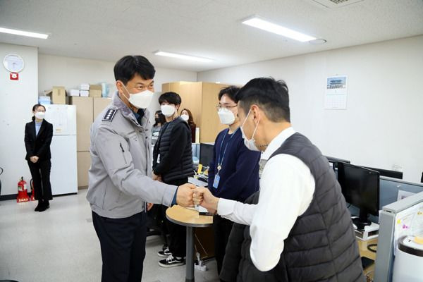 박현수 경찰국장 프로필