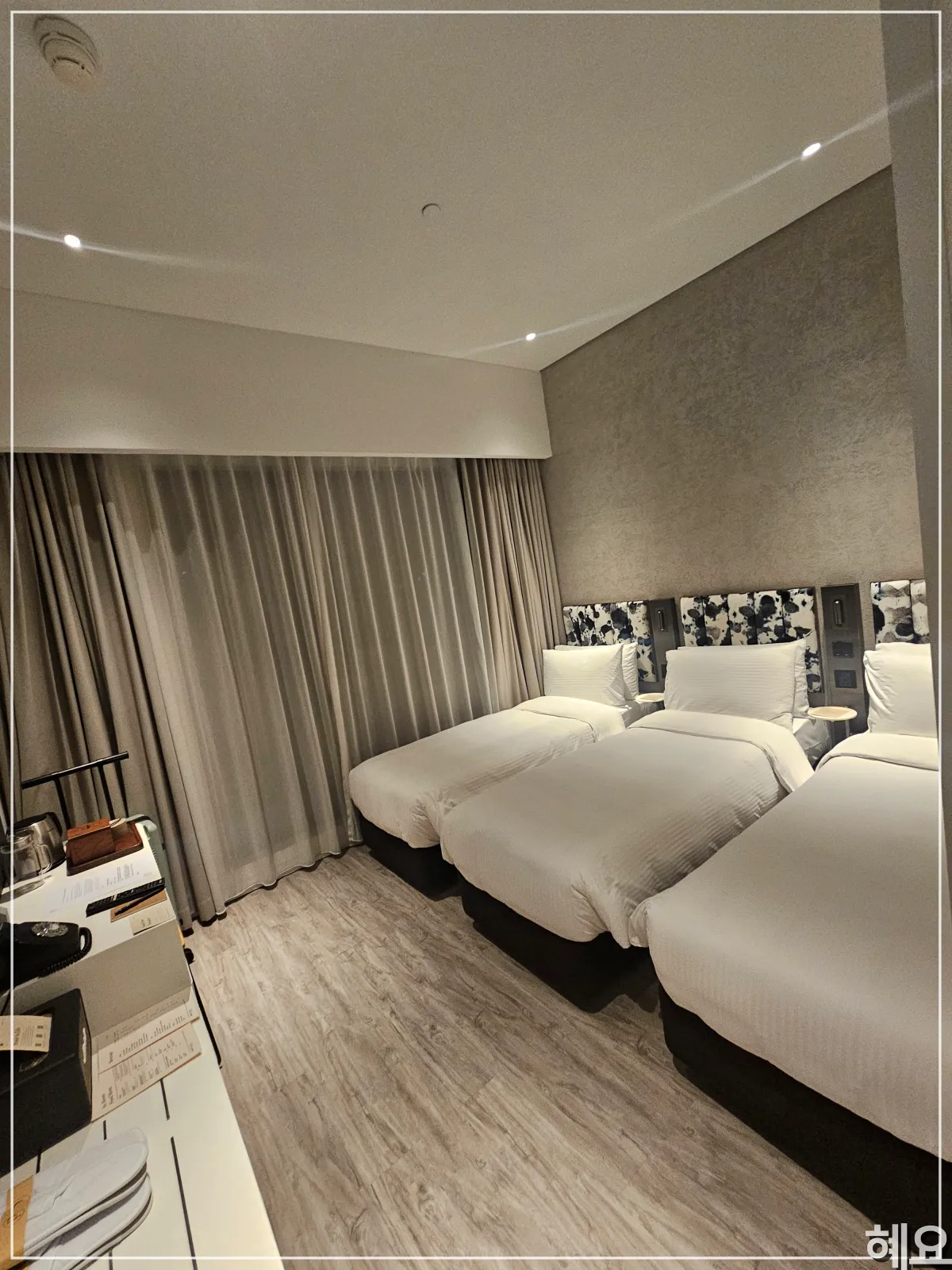 홍콩-조던역-page148-호텔-내부