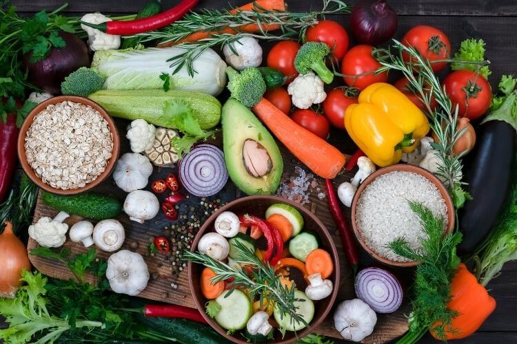 치매 예방을 위한 건강한 식품 섭취