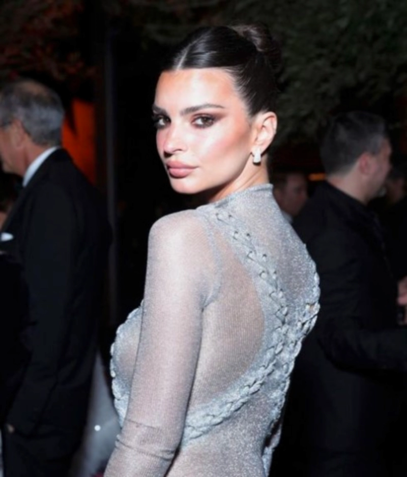 에밀리 라타이코프스키 해리 스타일스 열애설 및 에밀리 라타이코프스키 인스타그램 프로필 