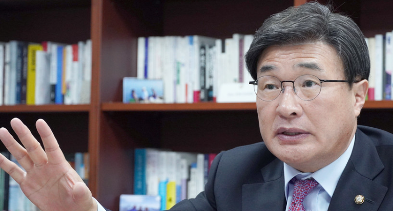 김대식 국회의원