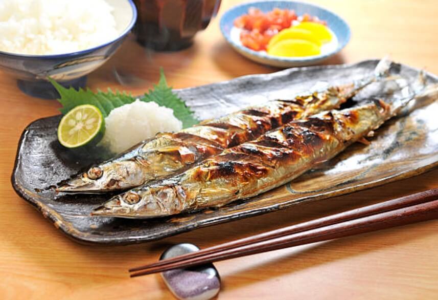 지방간에좋은음식-등푸른생선살,꽁치