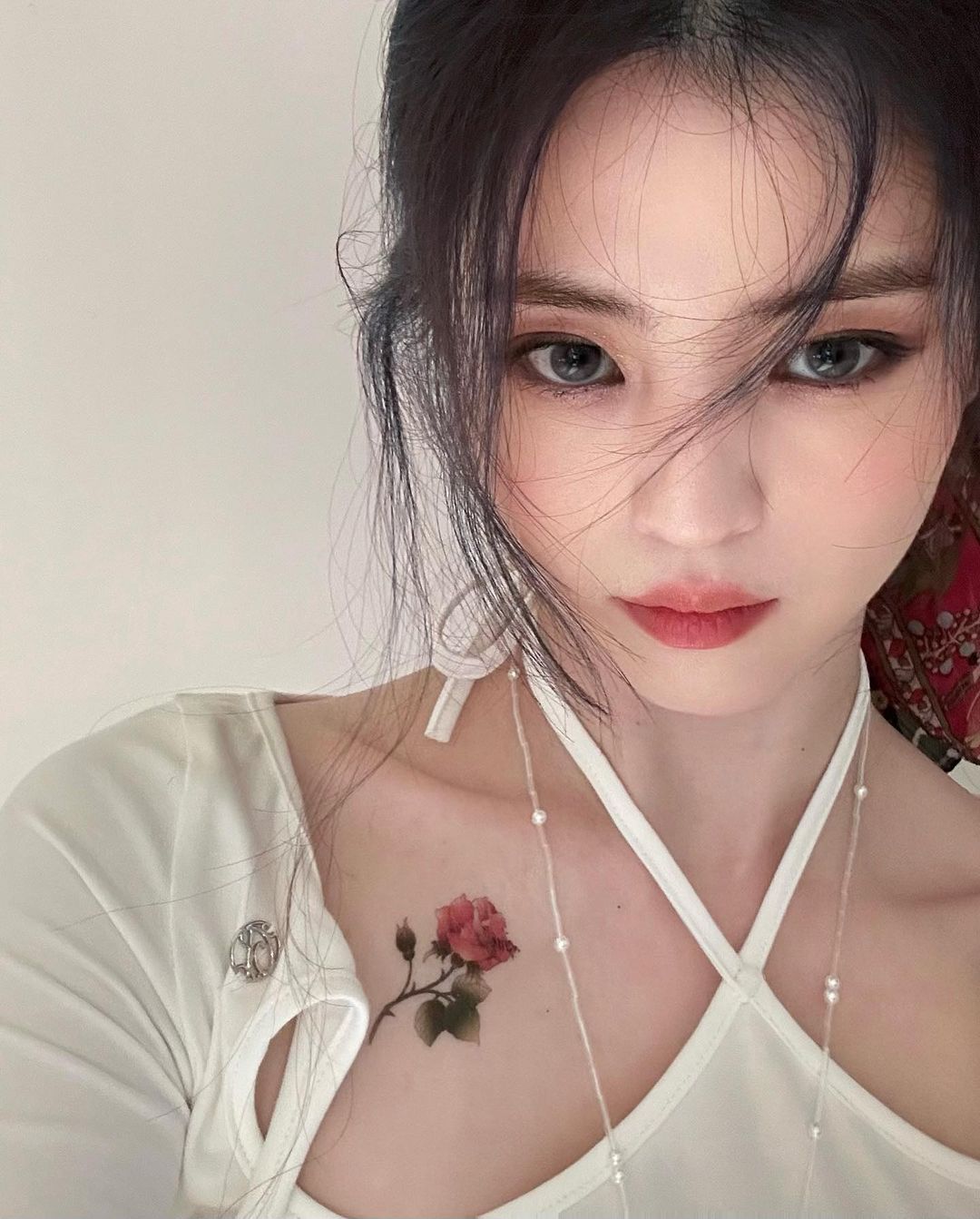 한소희 타투