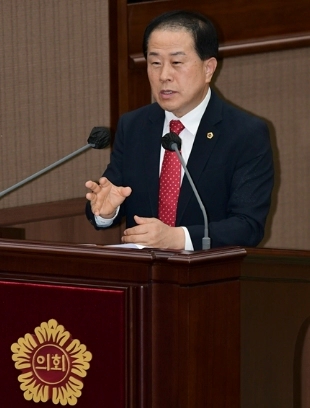 김용호 프로필 나이 고향 학력 경력