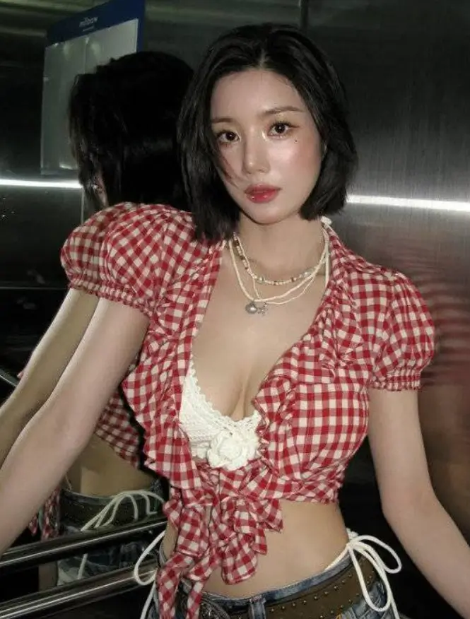 권은비 워터밤