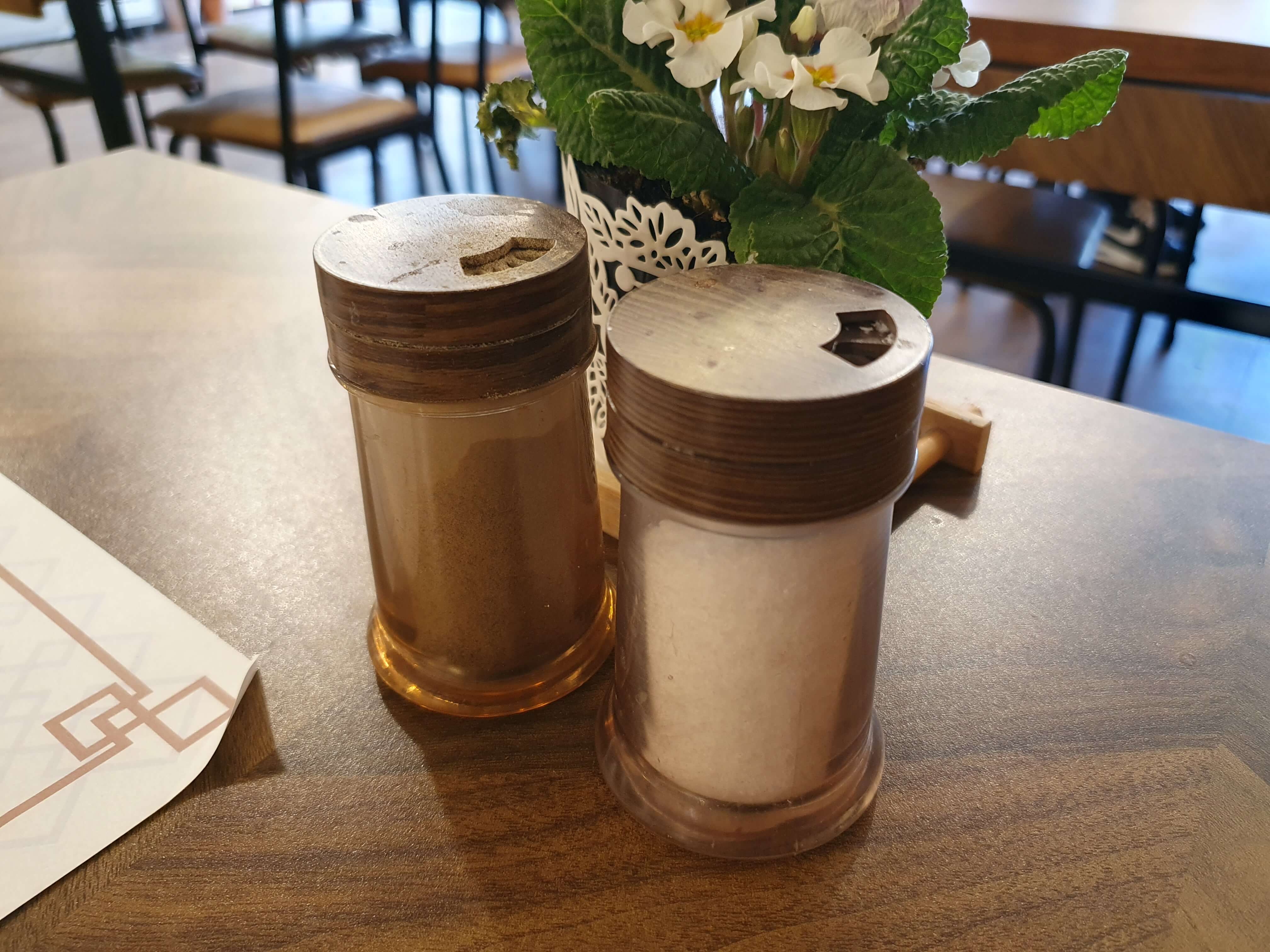 온천동(온천장) 맛집 김가네삼색칼국수-소금, 후추