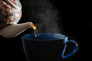 냄비 코팅 종류별 국물 요리 사용 적합성과 설거지 난이도 비교