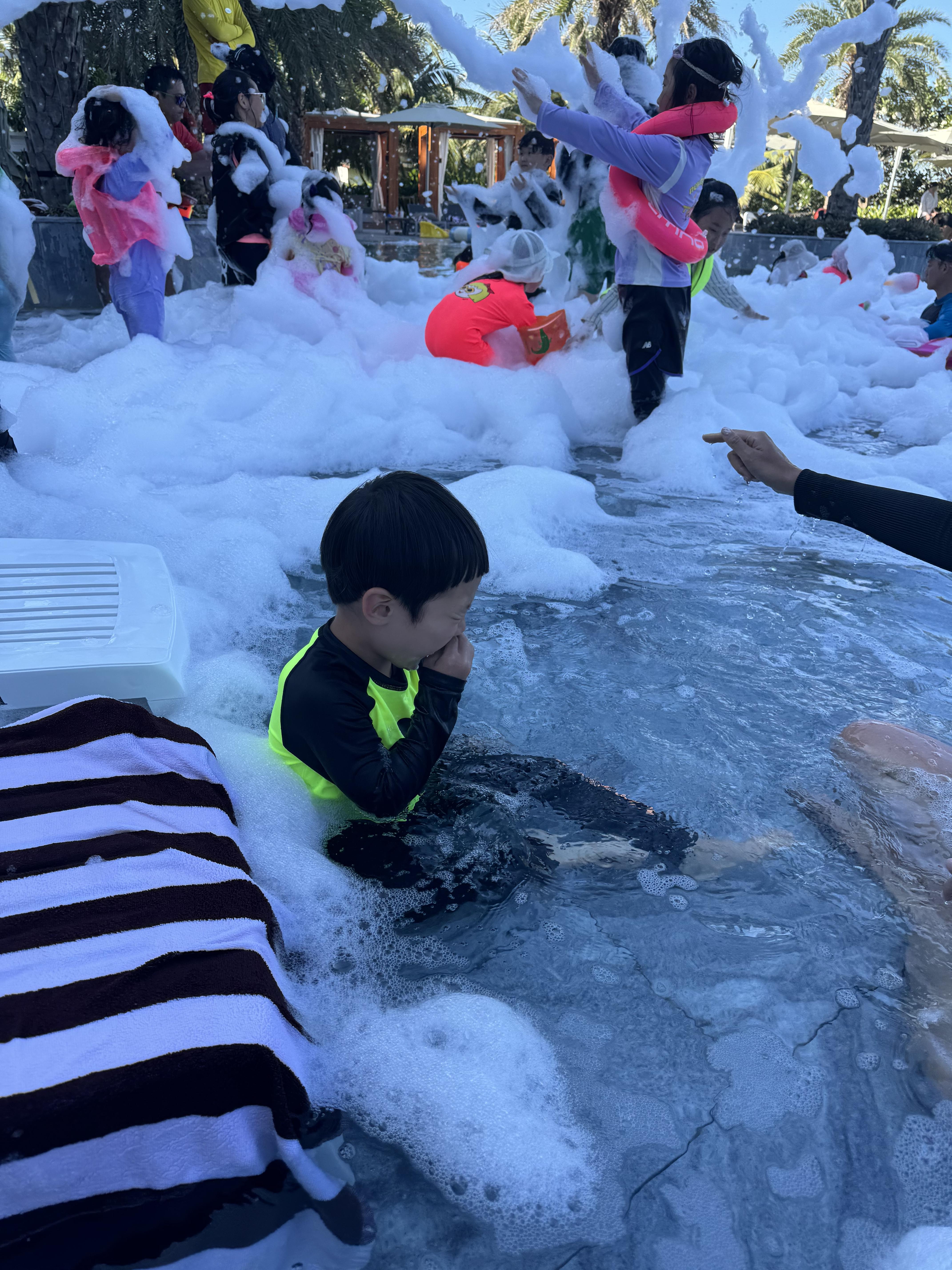 모벤픽 리조트 수영장