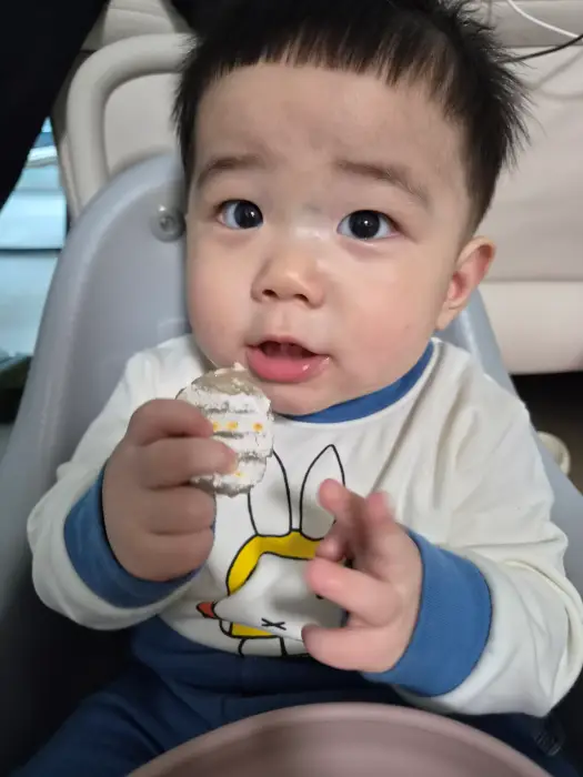 이유식 안 먹으려고 해서 간식 만들어 준 날