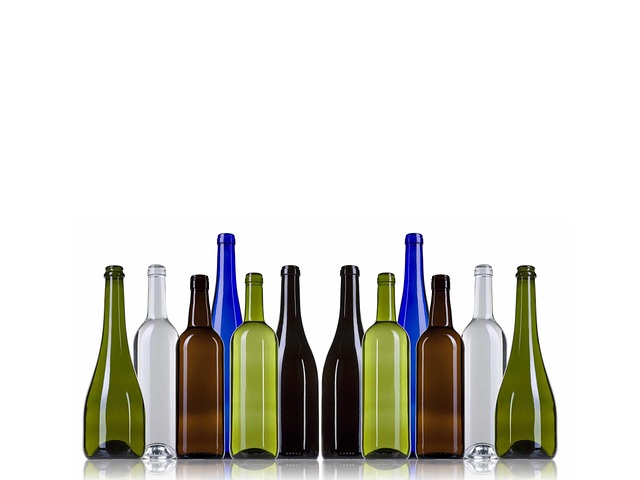 포장 형태가 전하는 메시지 – 병, 캔, 종이팩의 시각 전략 비교