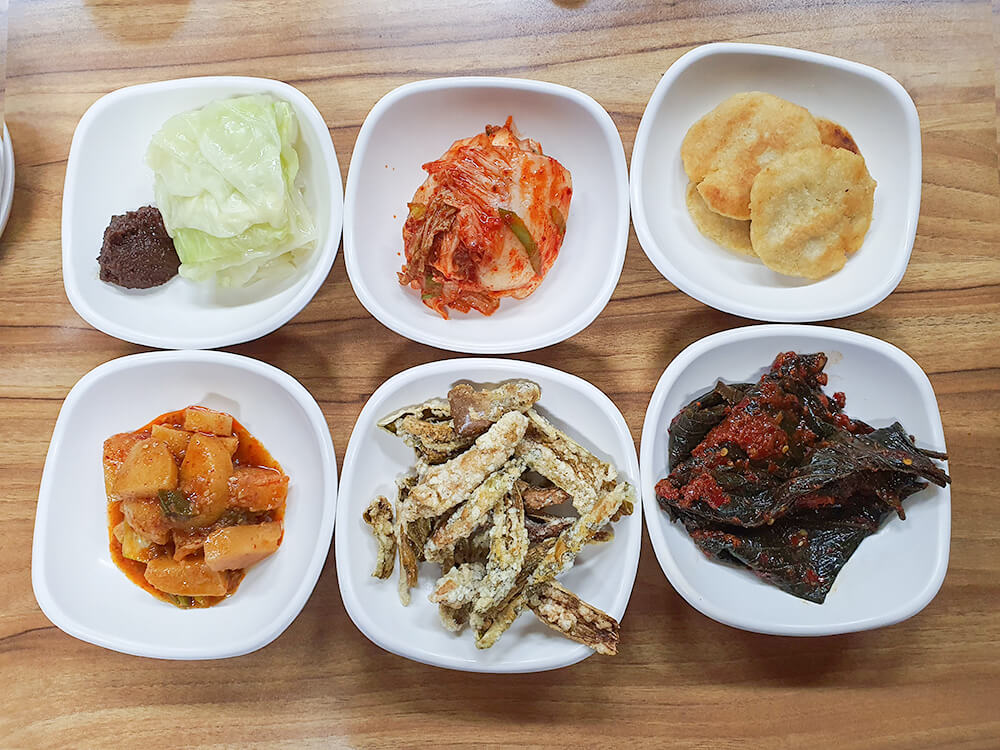 춘천 정족리순두부집 반찬