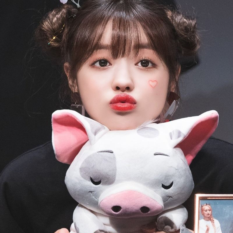 오마이걸 유아 본명 나이 육상선수 사진 모음