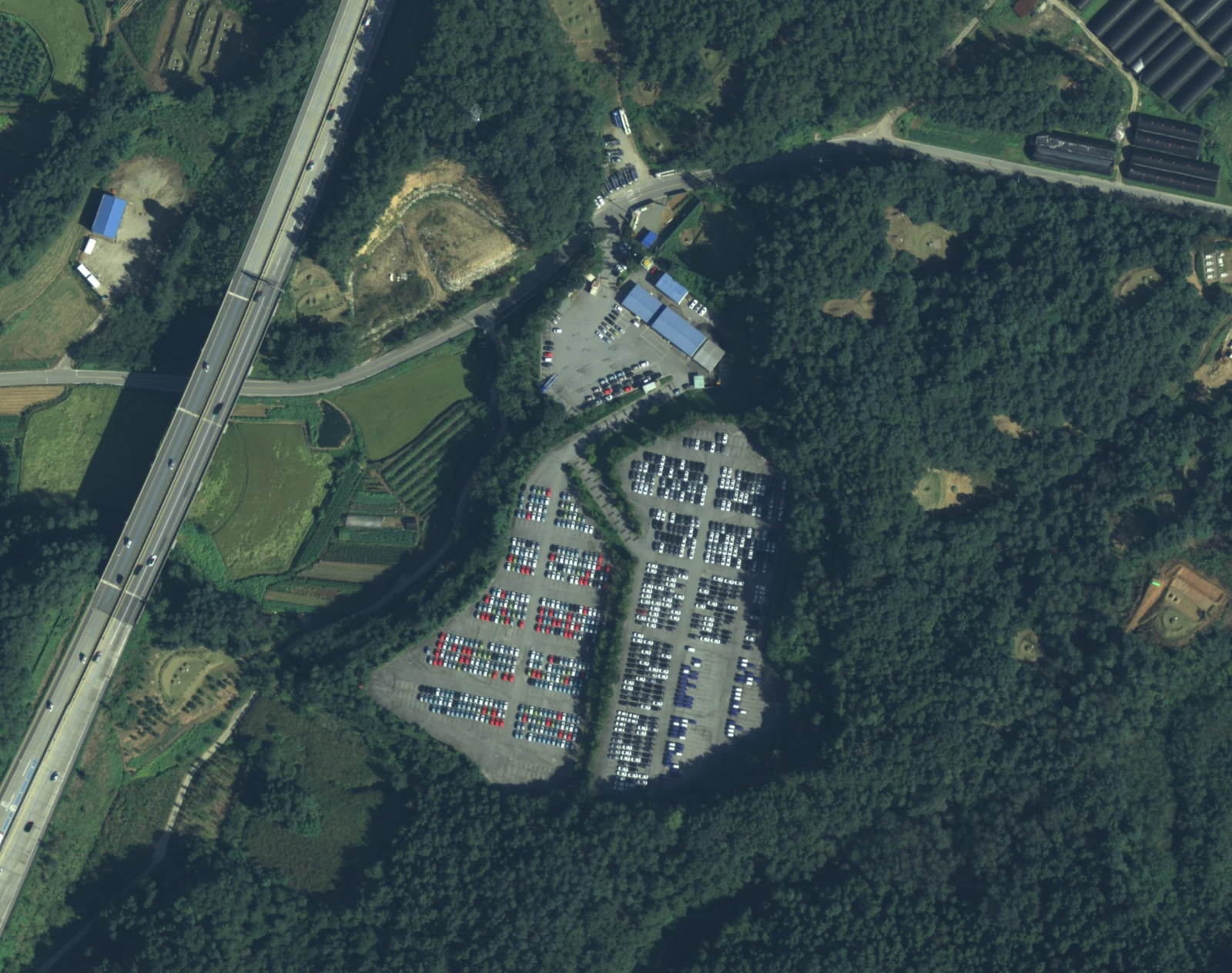 (주)삼정엔지니어링 1994.[자동차관련시설] 천안 대우자동차출고하차장 지구 부지조성 - 동남구 풍세면