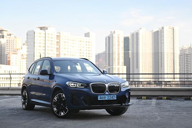 BMW iX3 M 스포츠 패키지