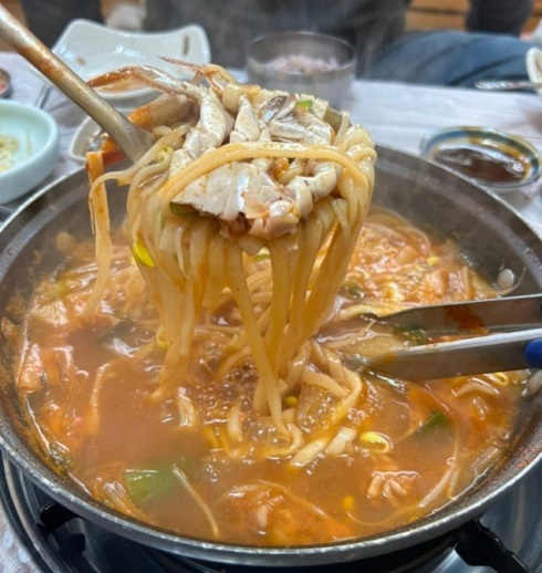 백반기행-삼척-문어해물탕-일품해물탕