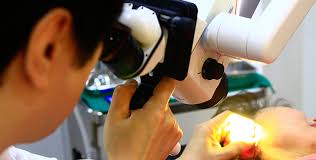 귀에서 소리가 나는 이유