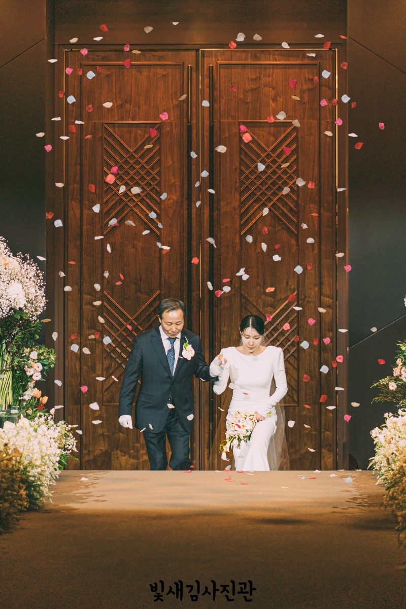 소풍컨벤션웨딩 라온제나홀 본식스냅 서브스냅 20