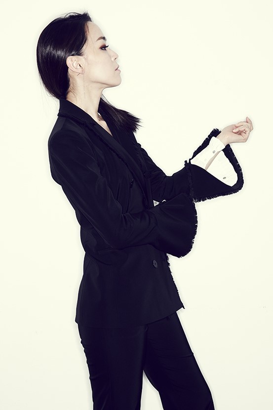 김윤아 사진