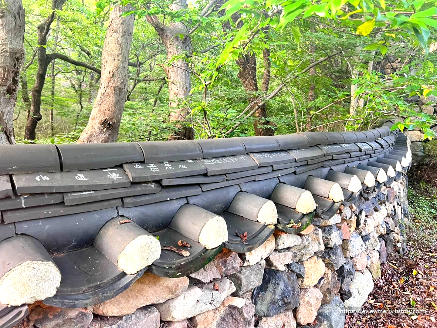 기와 이용 사진