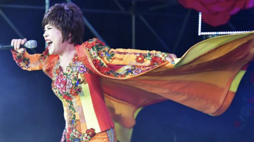 김연자 아모르파티 무대