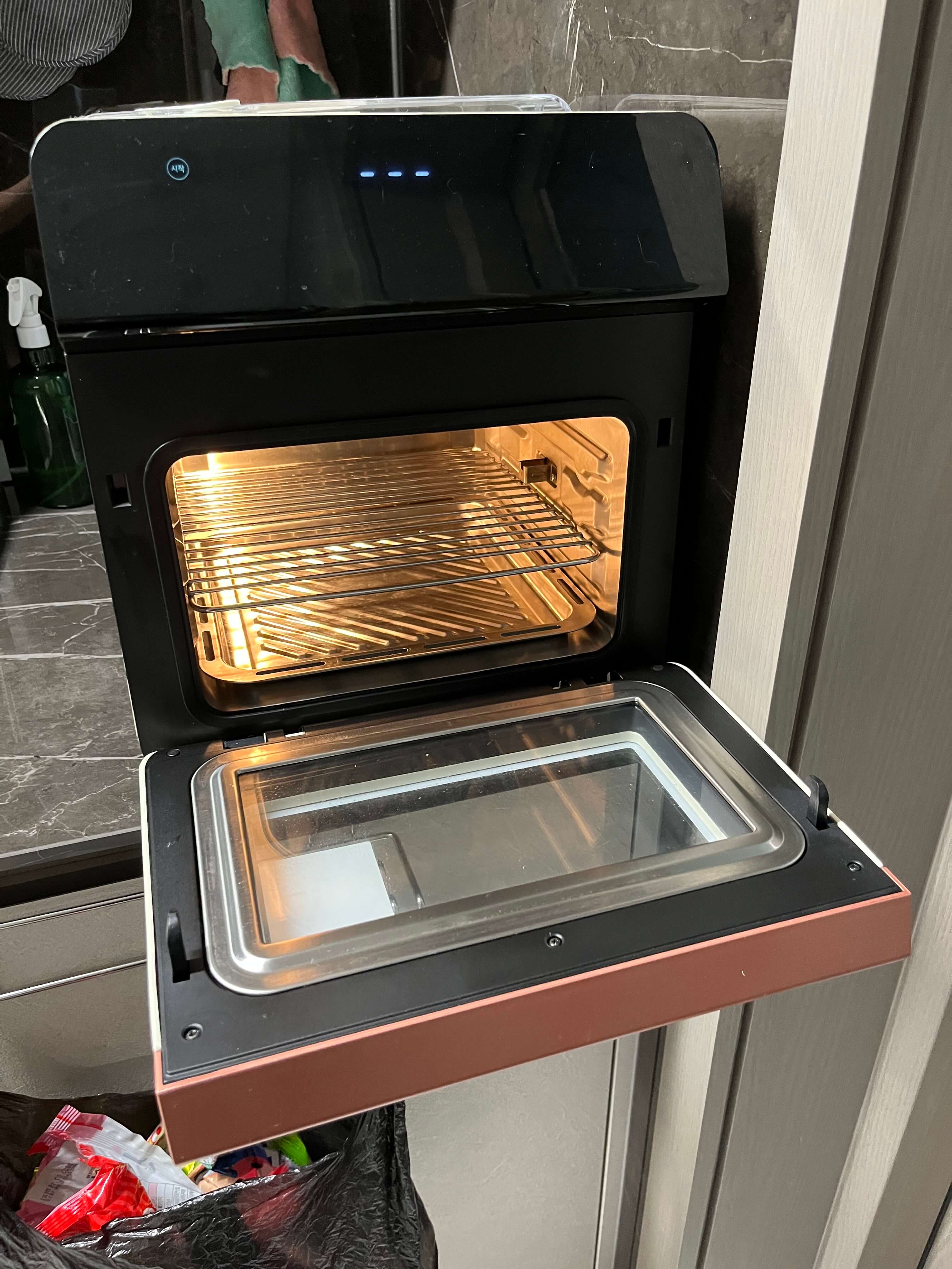 다용도 트레이 끼운 사진