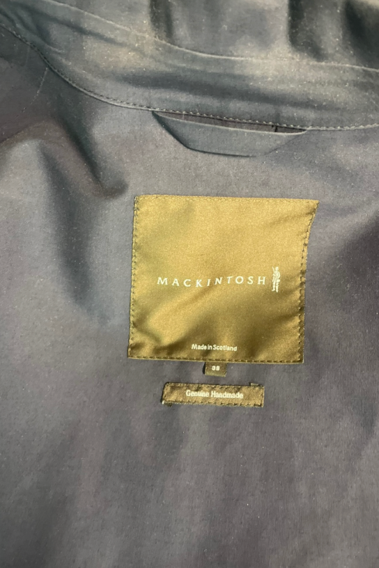 매킨토시 코트 내부 라벨