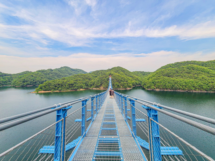 진천 출렁다리