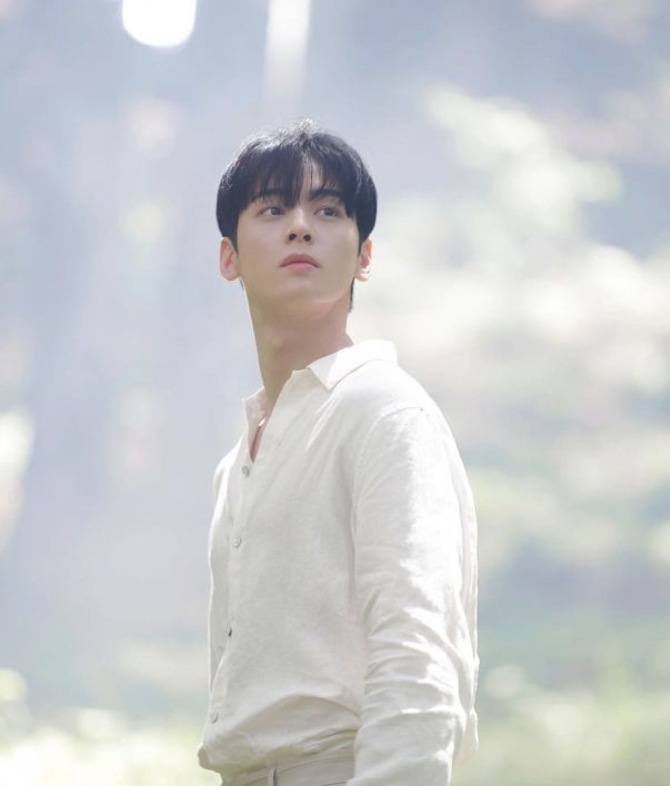 차은우 목 흉터