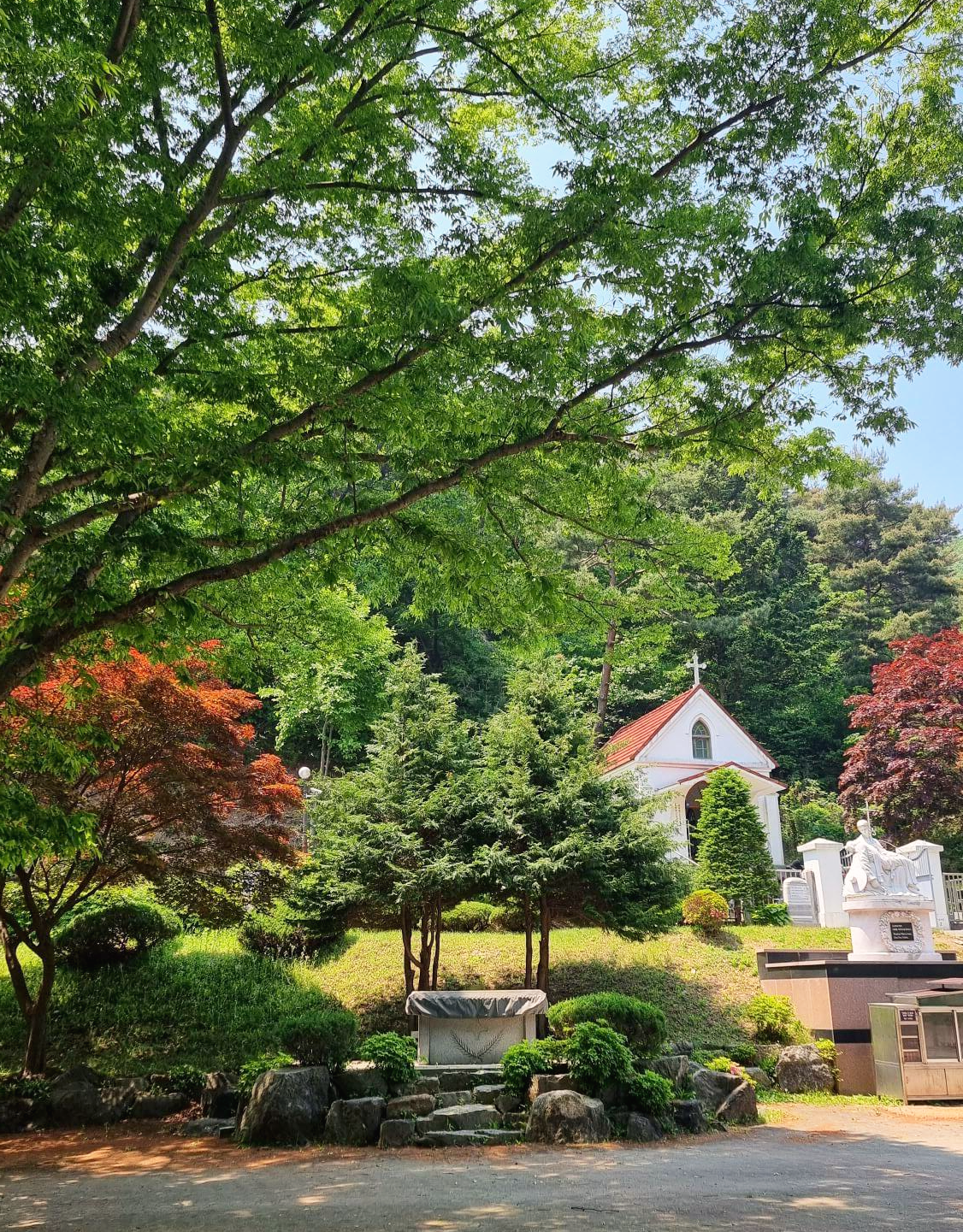 김대건 신부 묘소